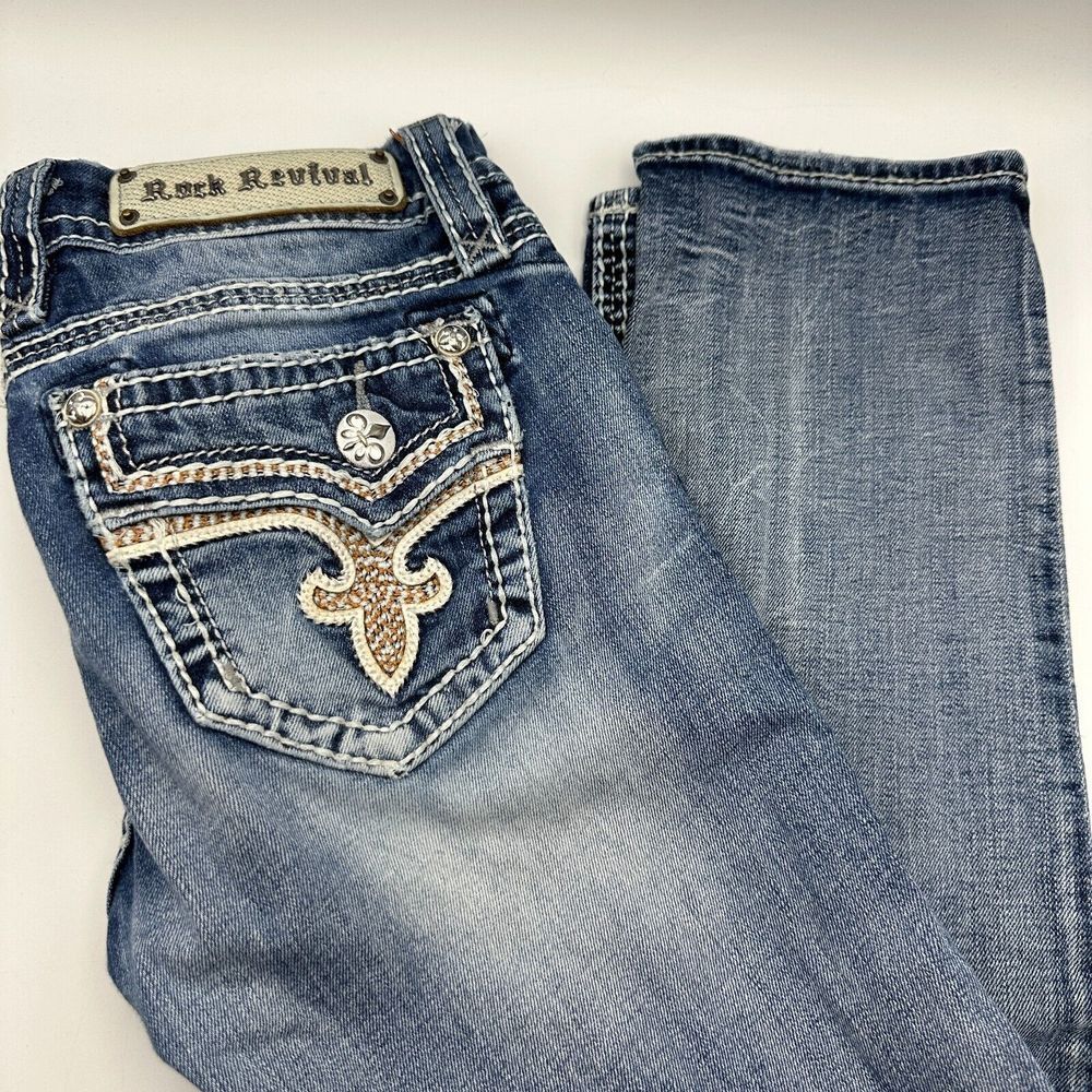Rock Revival Betty Capri Jeans Womens‎ Size 27 Blue Ankle Bling Pockets
